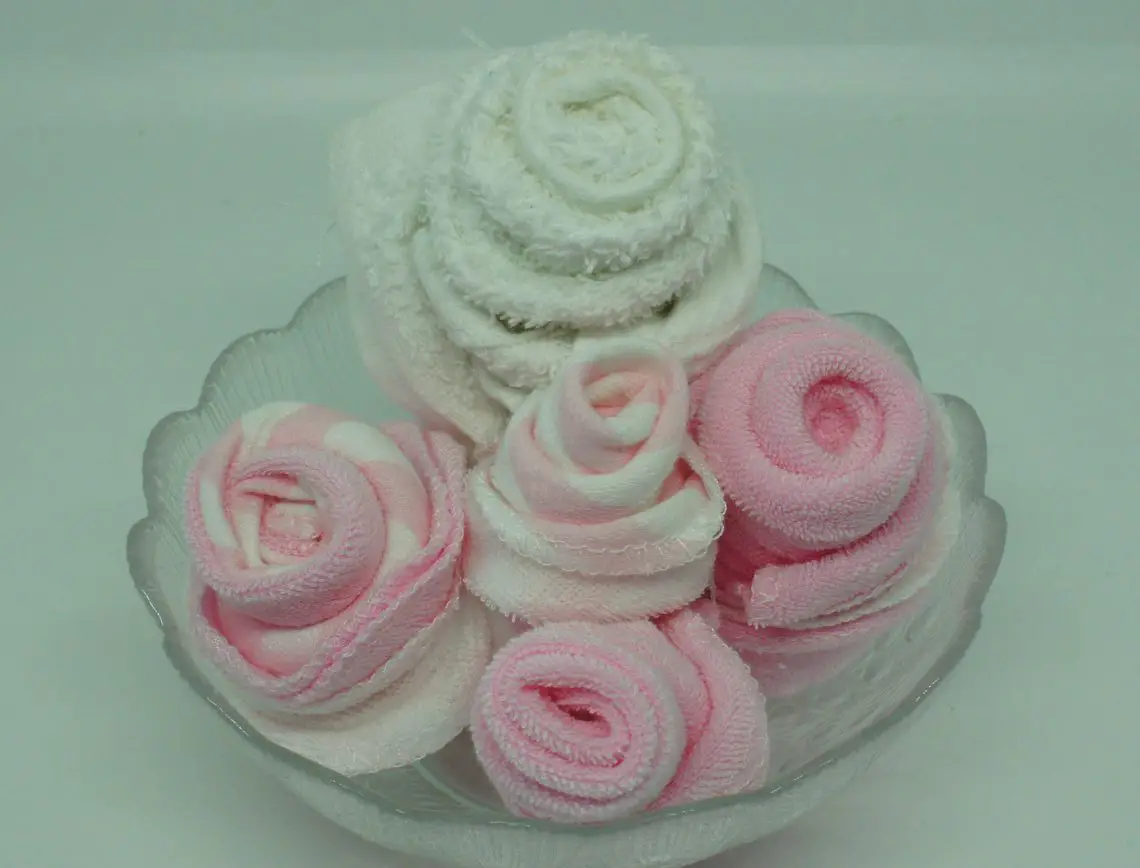 Washcloth roses - in bowl no green