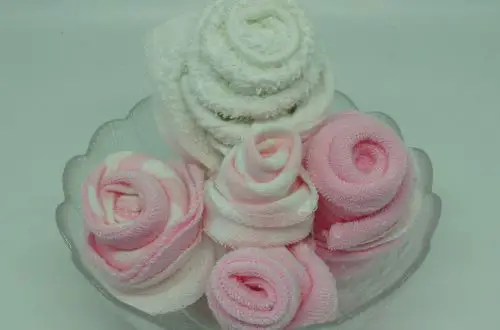 Washcloth roses - in bowl no green