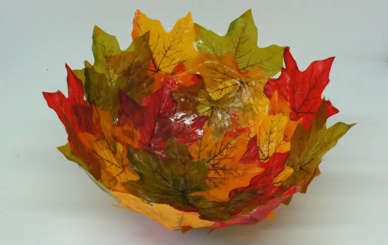 Bring Autumn into your home with a DIY fall leaf bowl / basket
