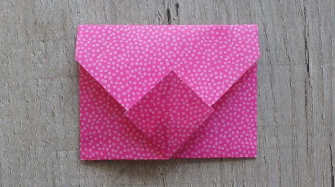 completed pick origami envelope 