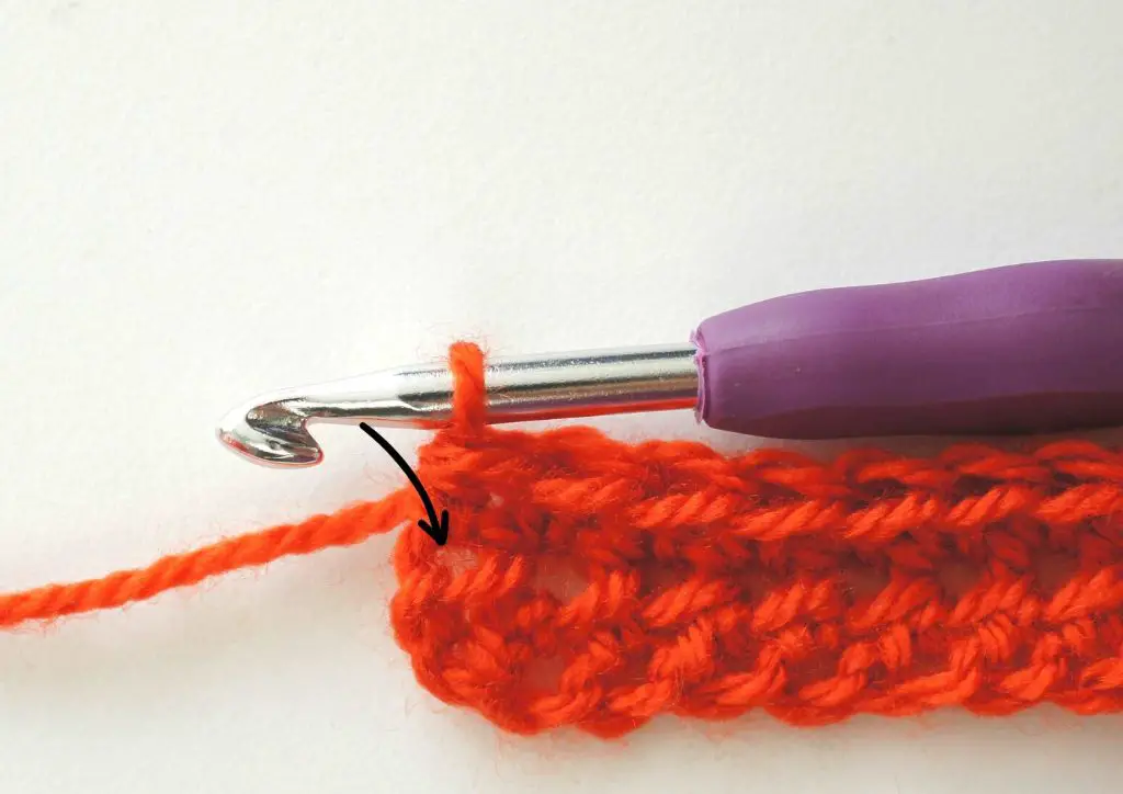 half double crochet end of row