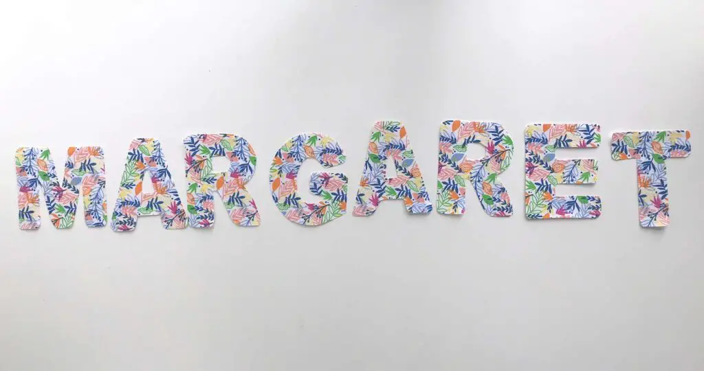 applique letter scut out