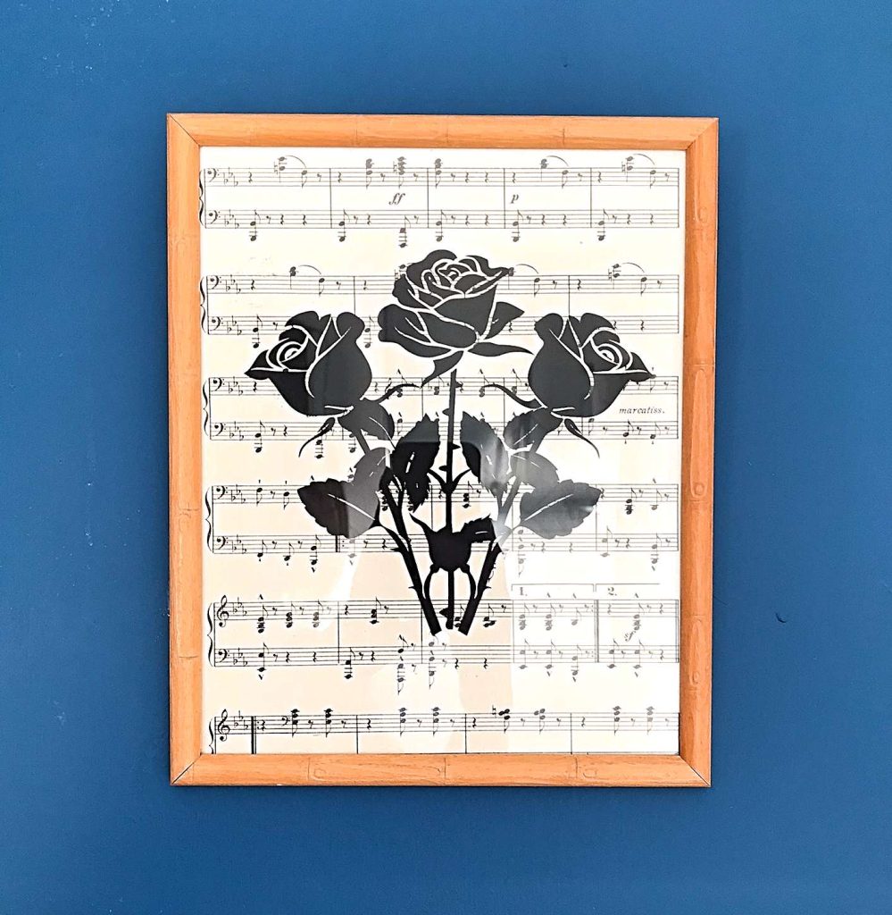 3 roses book page art