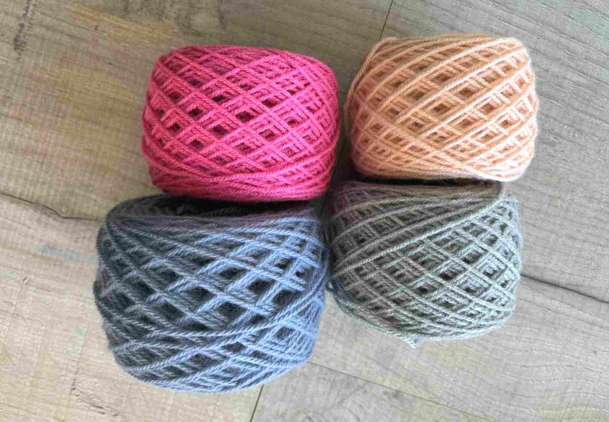 perfect yarn cakes