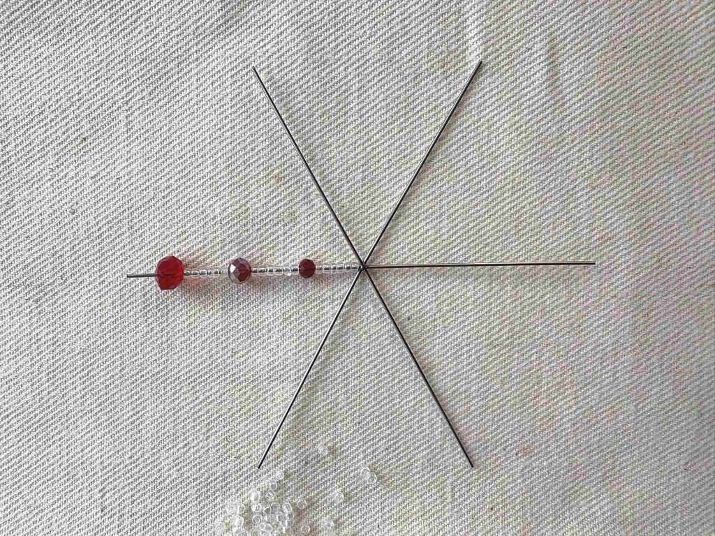 easy beaded Christmas crafts