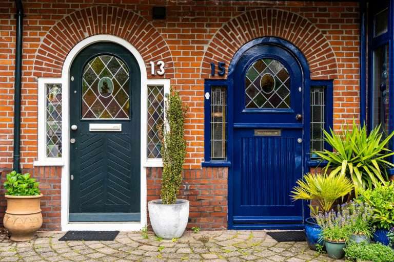 2 front door son a city street
